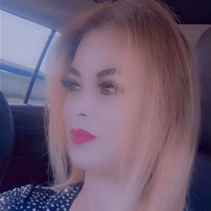 Meet your Posher, Violeta